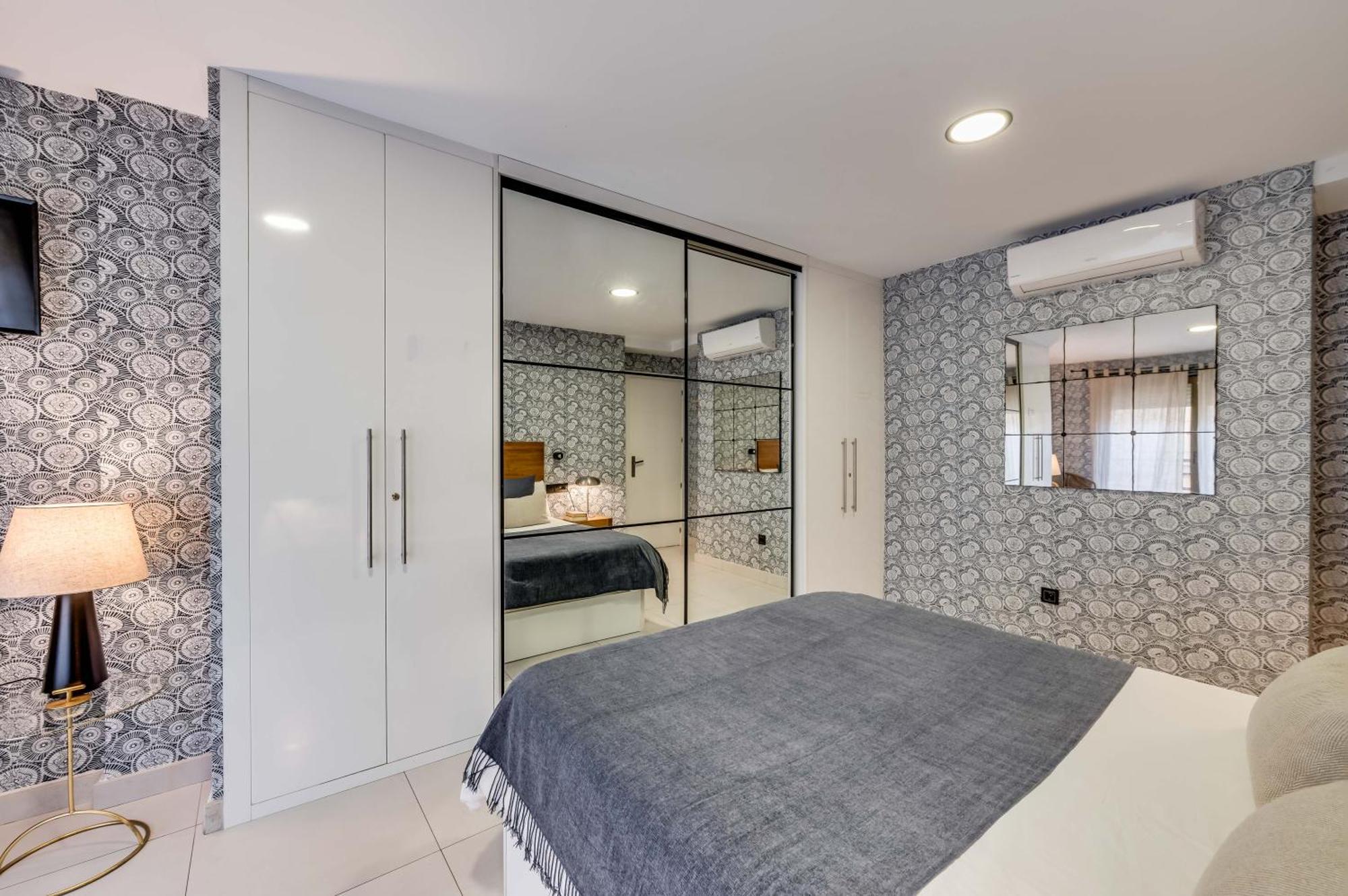 Luxury Apartment Alcazaba By Nagoa Homes Малага Екстериор снимка